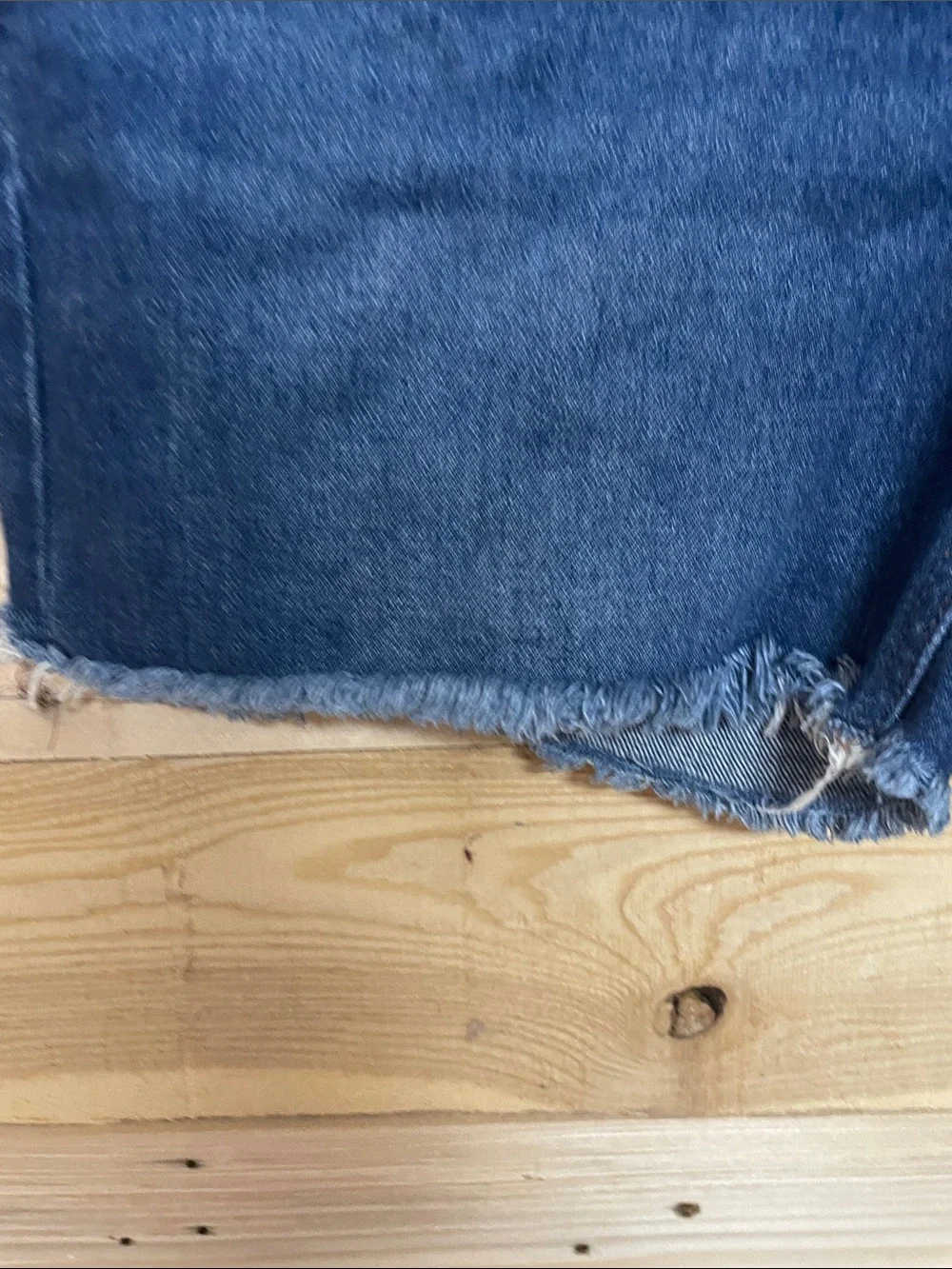 Old Navy size 10 High-rise Dark Wash Blue Jean 5” Shorts Classic Cut-Off Style